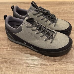 Astral Approach Shoe Men’s NEW